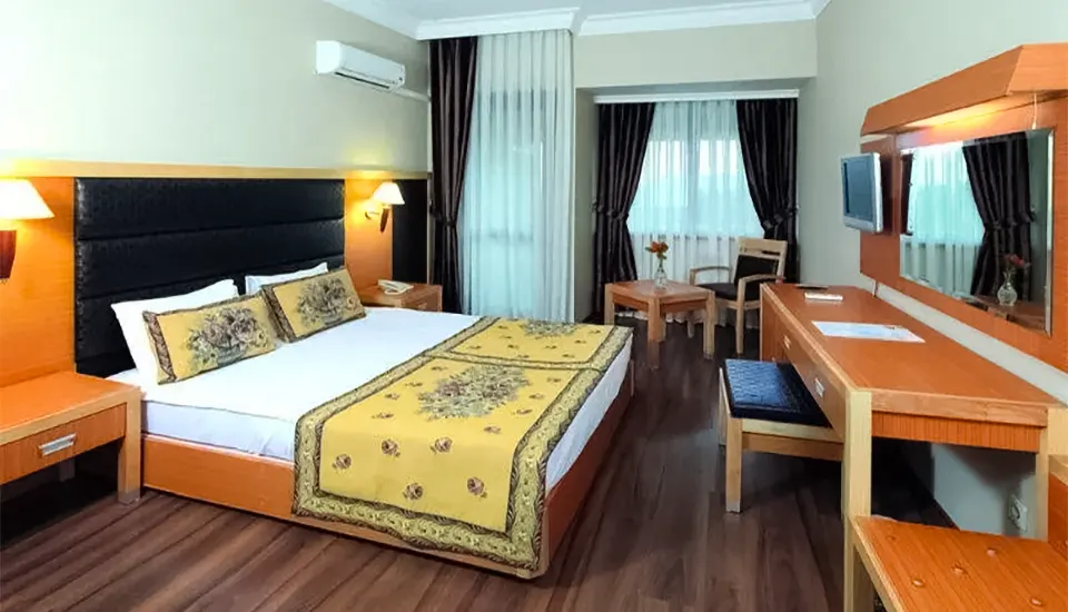 هتل پر لا مر ریزورت اند اسپا